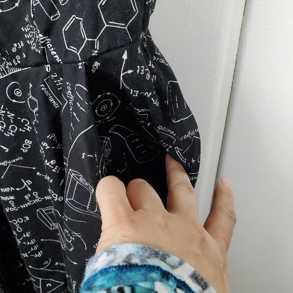 Hot Topic S Black White Science Graphic Print Fit & Flare Punk Tie Back Dress - Picture 4 of 9